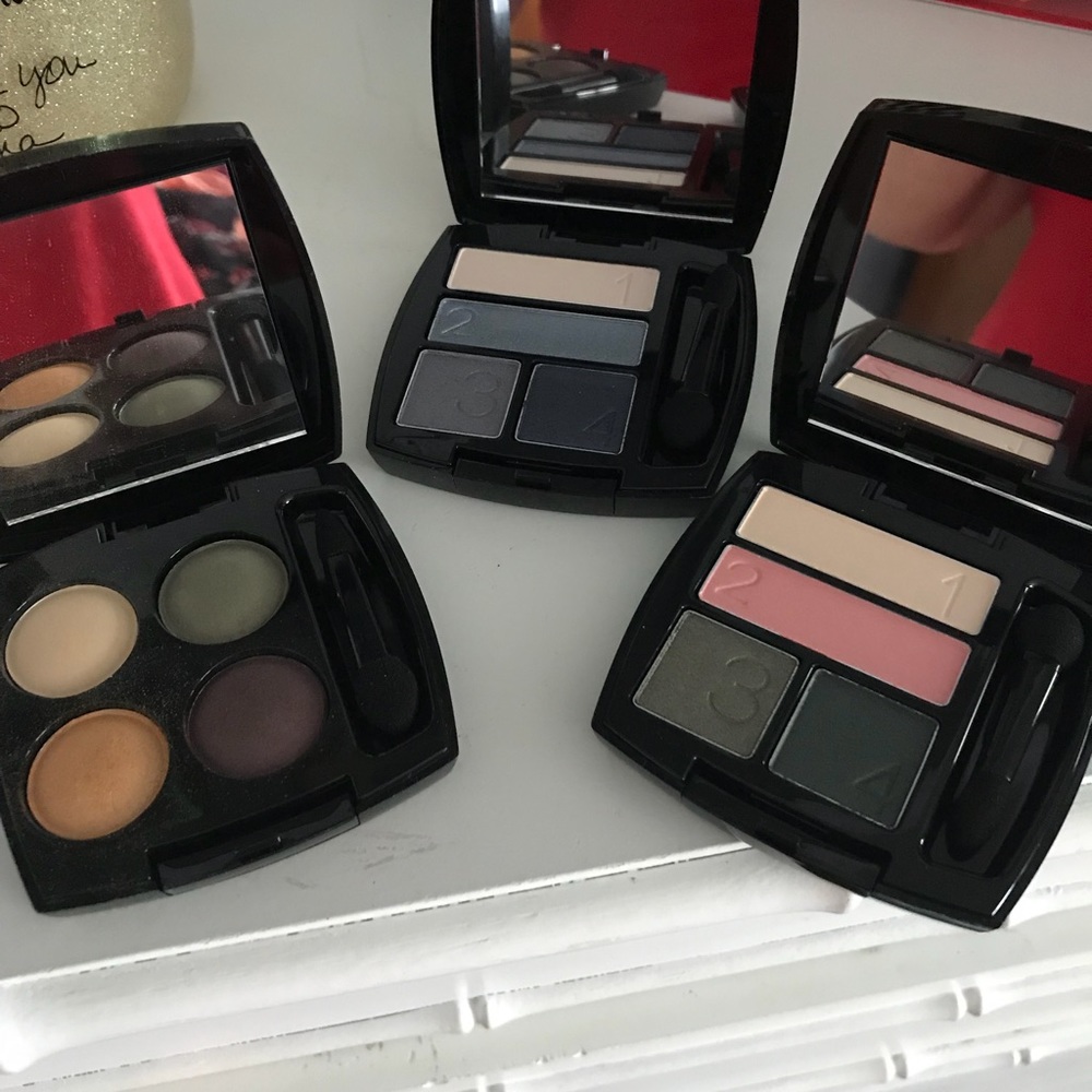 Avon eye shadow Pallets